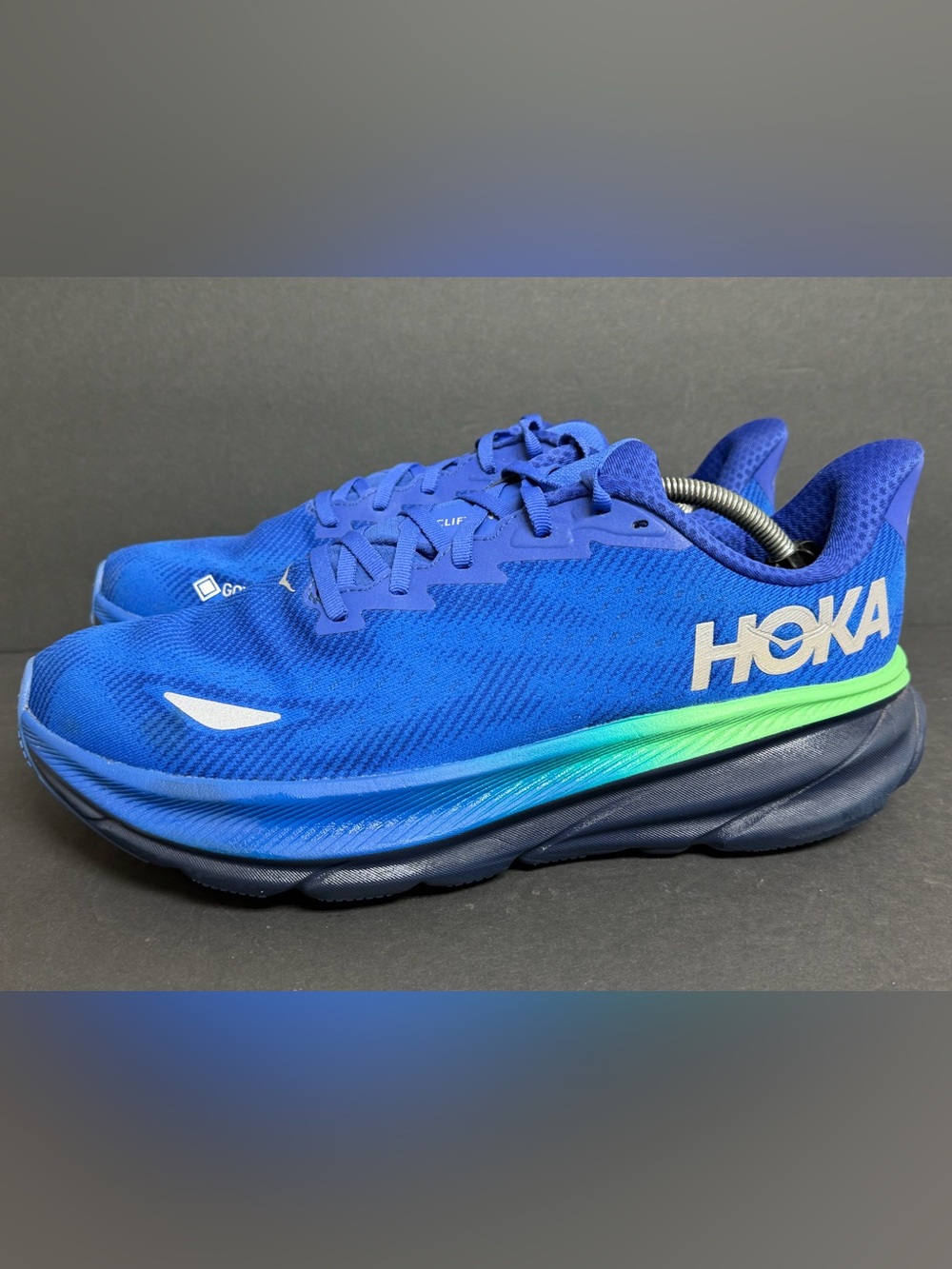 Hoka One One Men's Clifton 9 GTX - Dazzling Blue/Evening Sky GORE-TEX Size 12.5D
